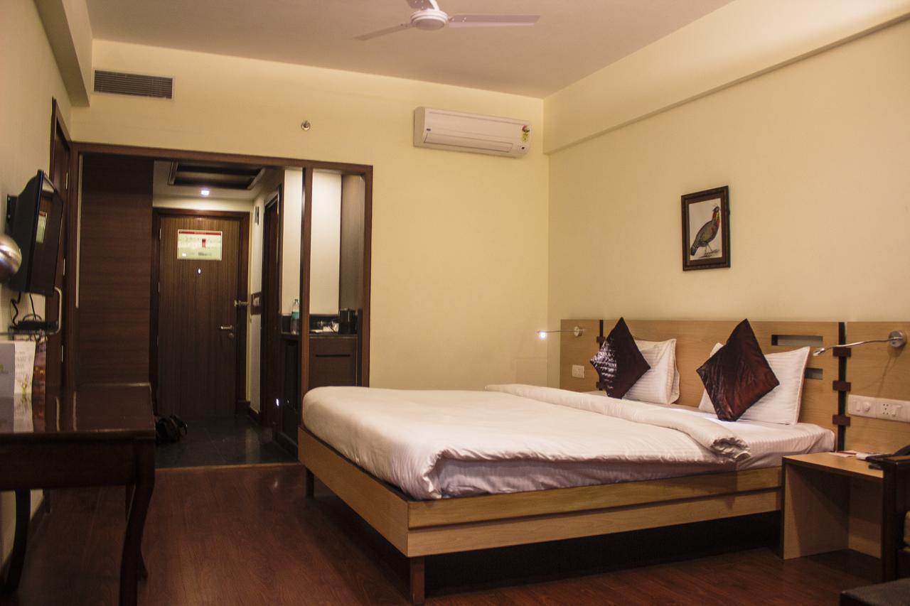 Savoy Greens Hotell Kasauli Eksteriør bilde
